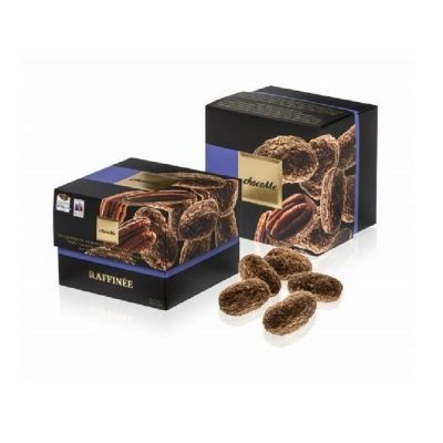 Конфеты Raffinee ChocoMe RF104, Молочный шоколад. Пекан с соленой карамелью, ванилью и печеньем, 120 г Конфеты Raffinee ChocoMe RF104, Молочный шоколад. Пекан с соленой карамелью, ванилью и печеньем, 120 г